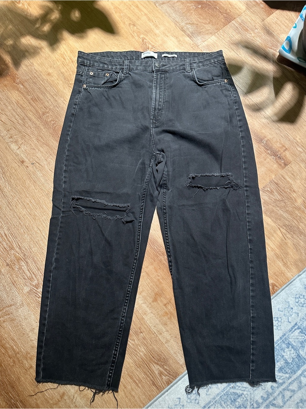 Bershka Straight Cropped size 12